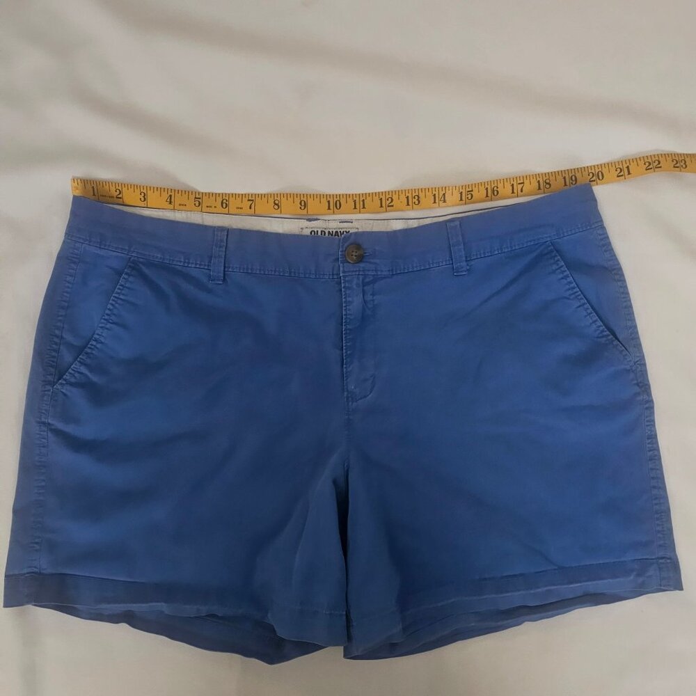 Old Navy Women's Blue Mid Rise 5-Inch Inseam Everyday Twill Shorts Size 16 Tall - Picture 10 of 13